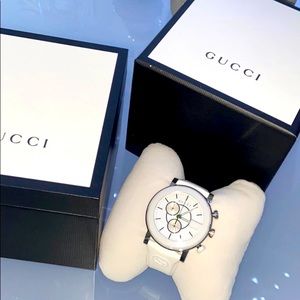GUCCI WATCH